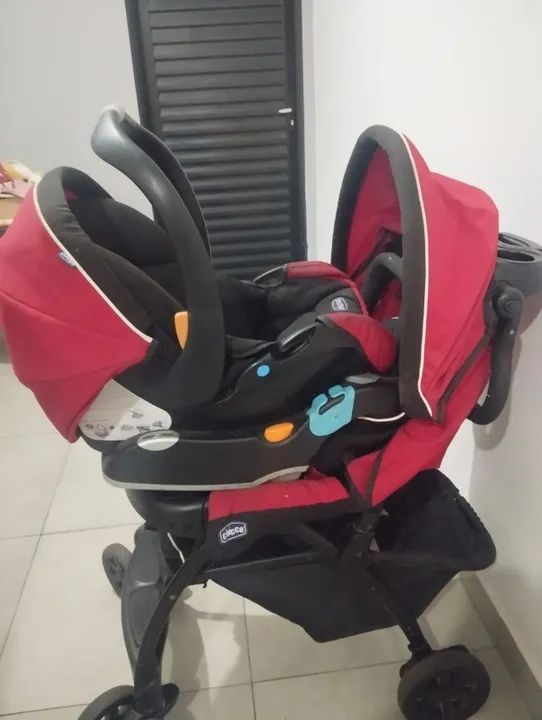 carrinho de bebe e cadeirinha chicco - Foto 4