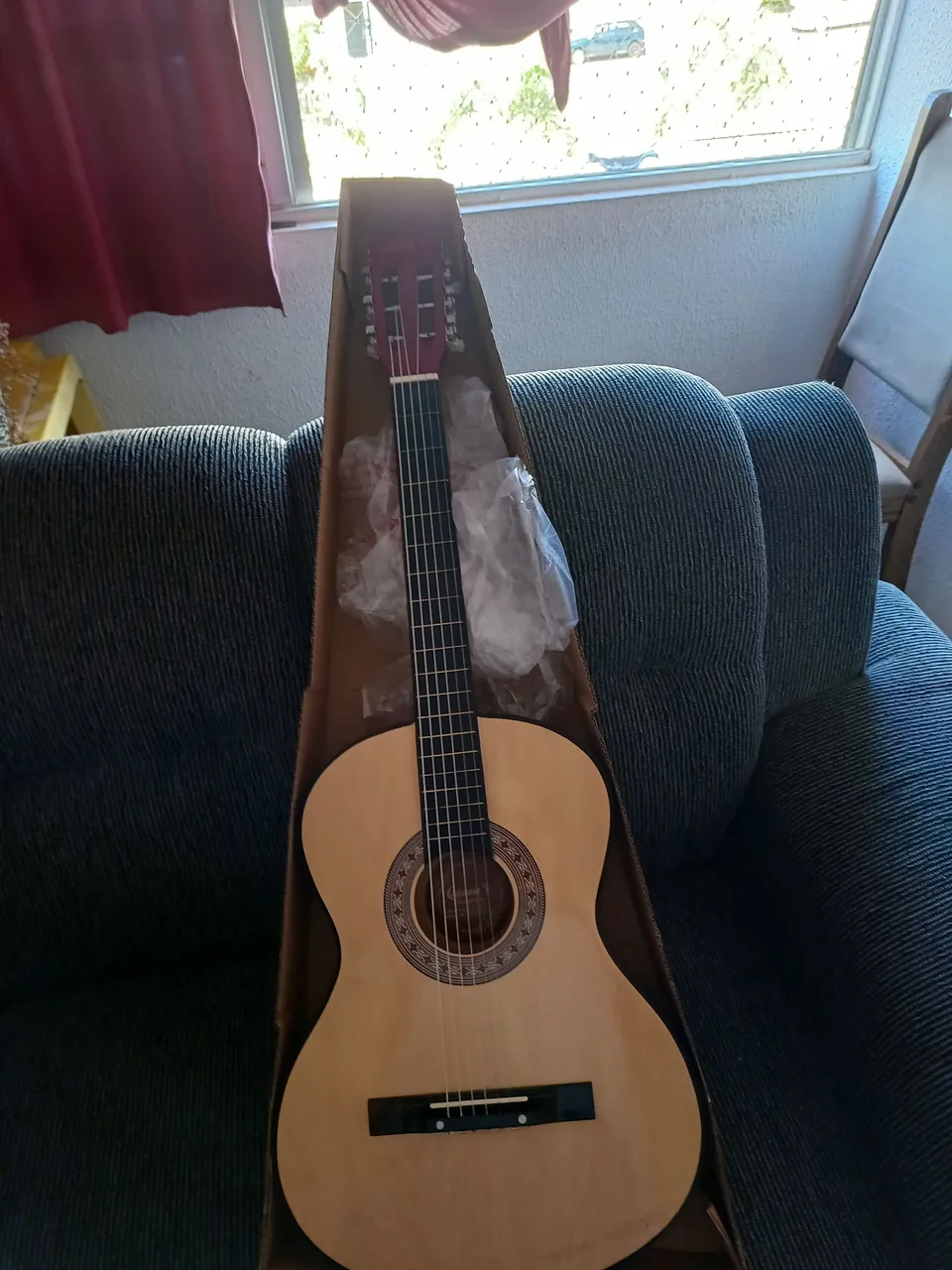 Violão acústico