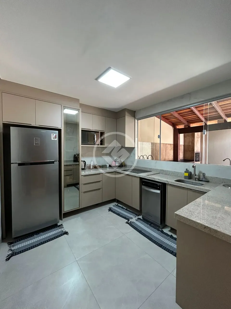 Casa no Villagio San Marino com 3 quartos sento 1 suíte sala de estar e jantar Espaço Gour