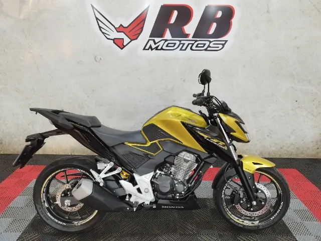 CB 300 F Twister Abs 2023 Dourada Único Dono com incríveis 6.000 km ( A Mais Top do Brasil