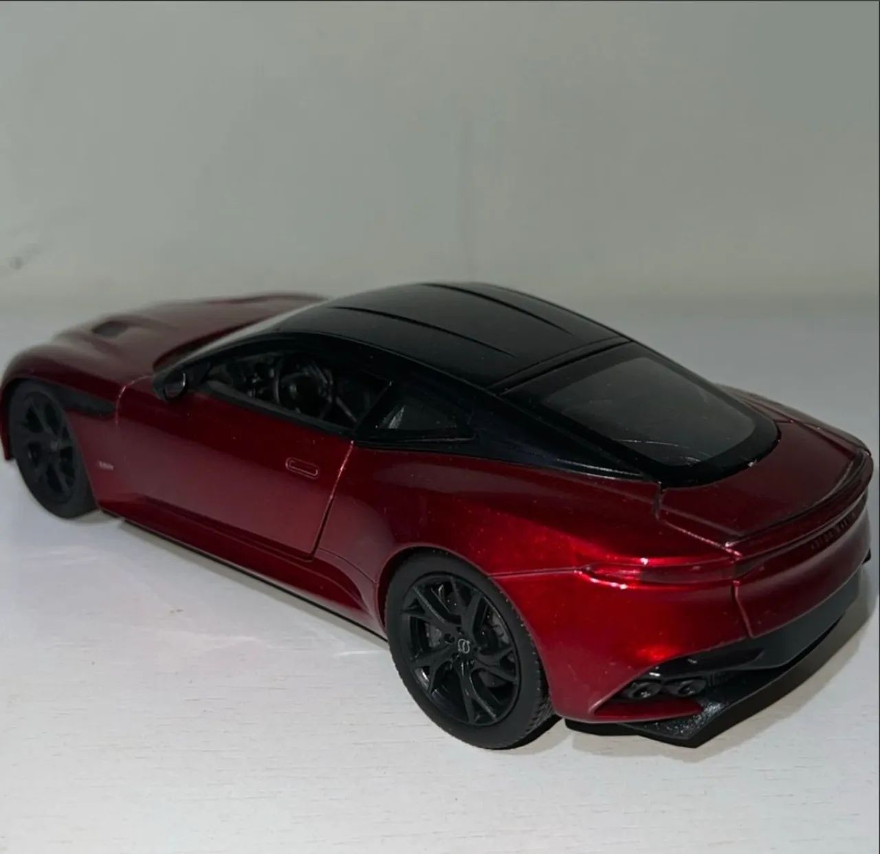 Carrinho Miniatura 1:24 - Foto 2