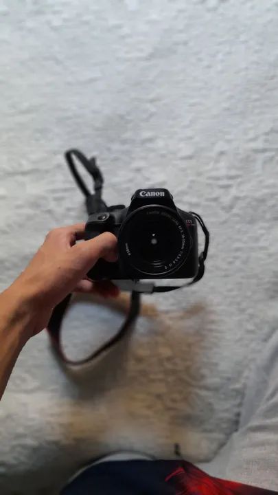 Canon EOS Rebel T100 DSLR
