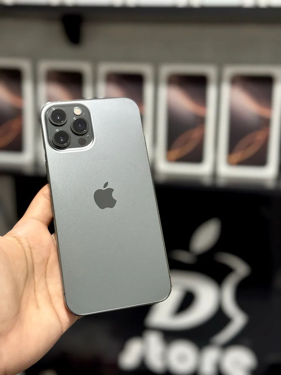 iPhone 12 Pro Max 512gb - Celulares e Smartphones - Parquelândia