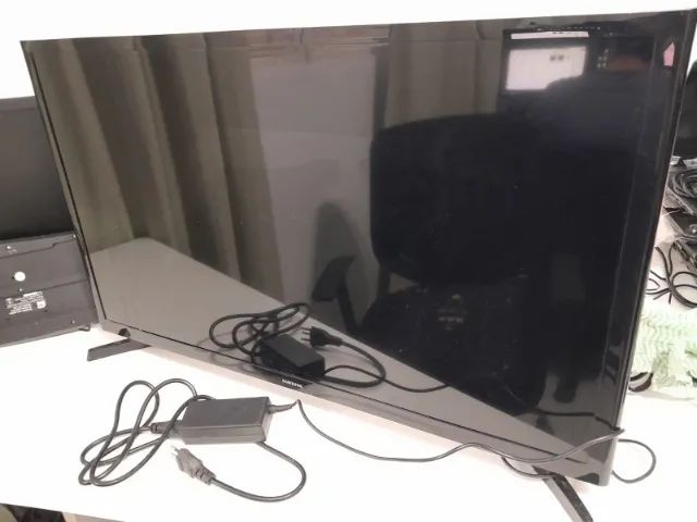 Samsung LED Smart TV UN32J4300AG, 32 Inches