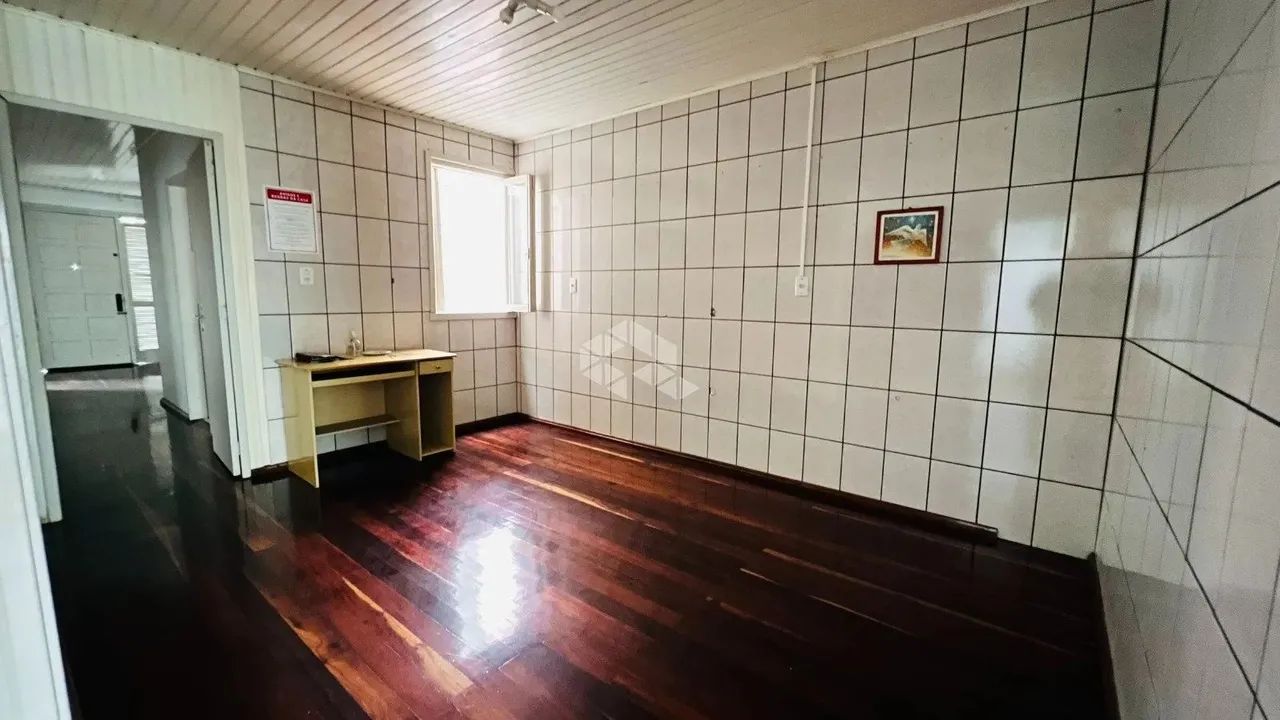 Casa com duas moradias as 150 metros da Rodoviária - Foto 3