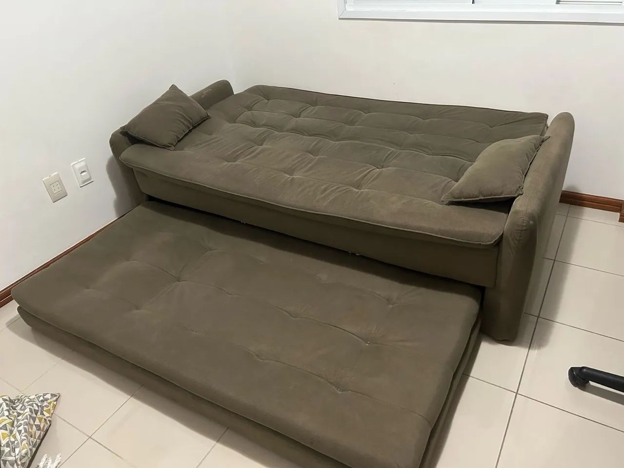Sofá-cama muito grande - Foto 2