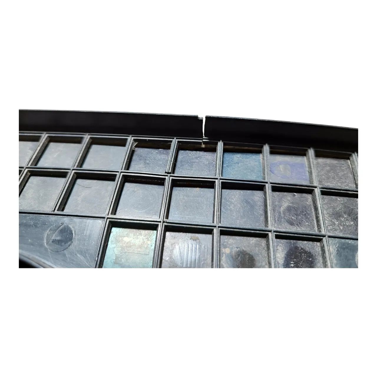 Moldura Painel De Instrumentos Cam Mb 1318 C/ Avaria  E1091 Cinza - Foto 9