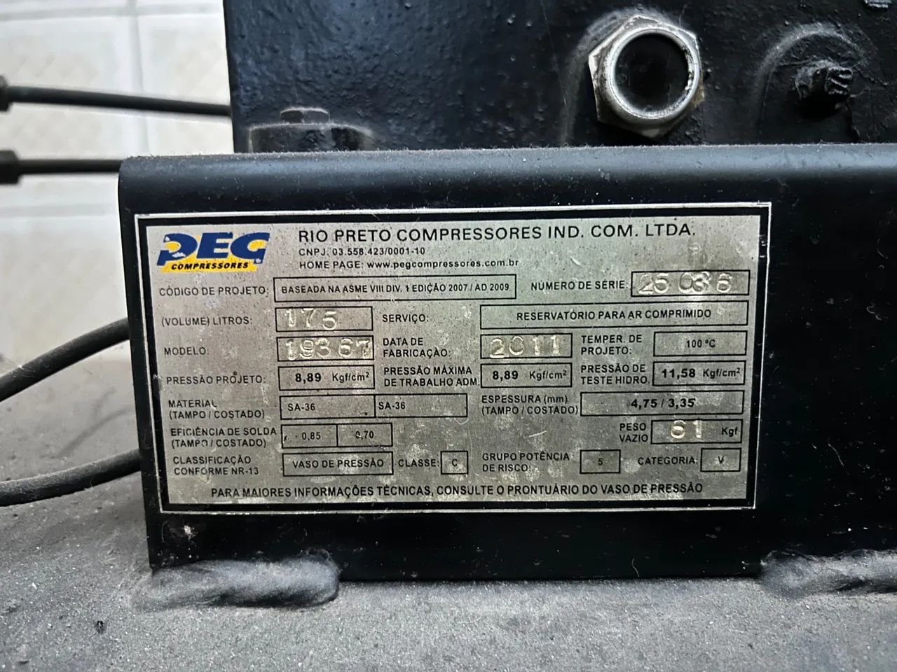  COMPRESSOR DE AR 10 PÉS MONOFÁSICO PEG NBPV-10/175L 120 LBS  - Foto 4
