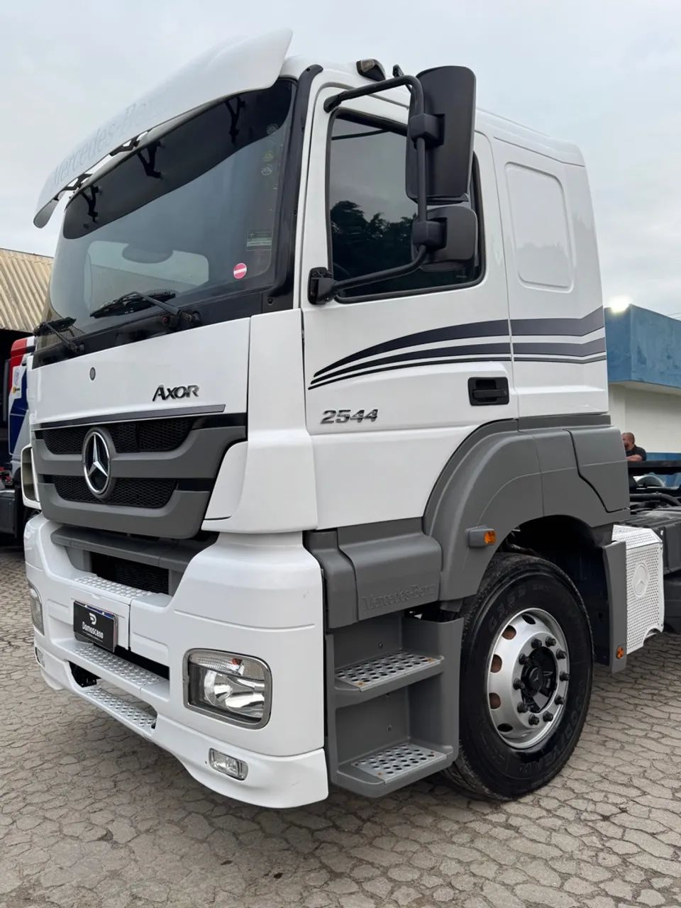 Mercedes Benz Axor 2544 - 6x2 - Foto 10
