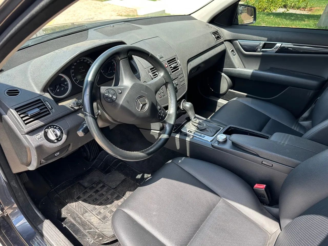 Mercedes-Benz C180 K 2010 - Foto 2