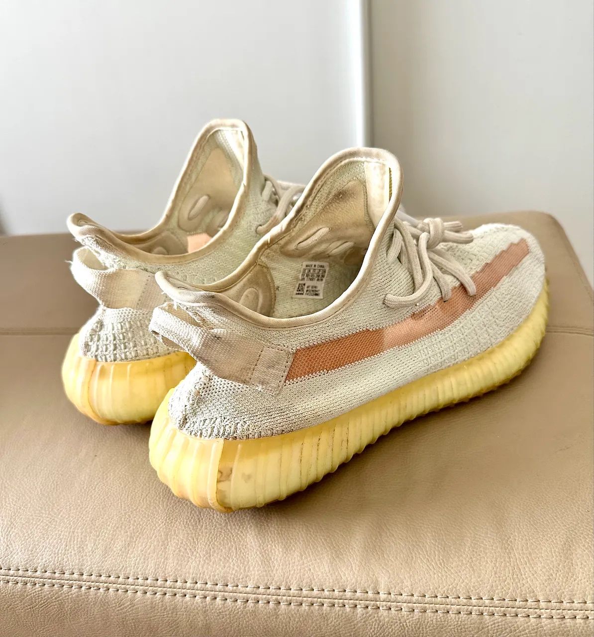 Yeezy Boost 350 V2 Hyperspace - Foto 3
