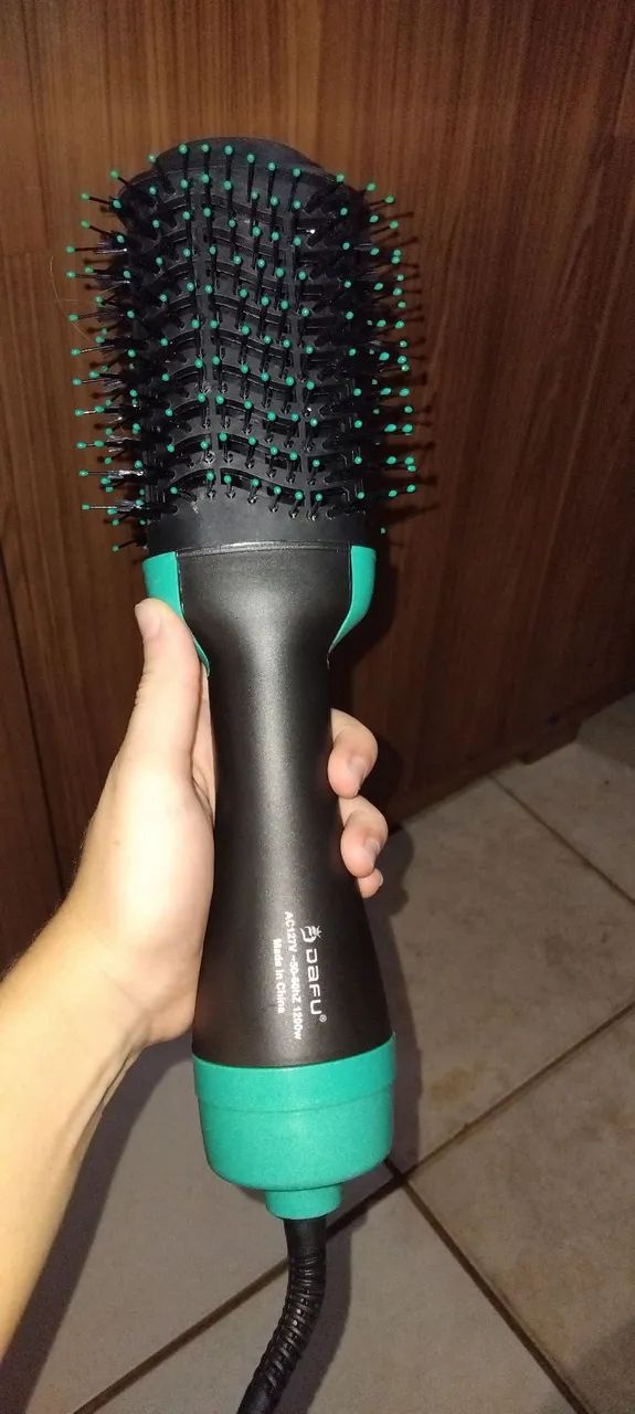 Escova Secadora e Modeladora 110V 