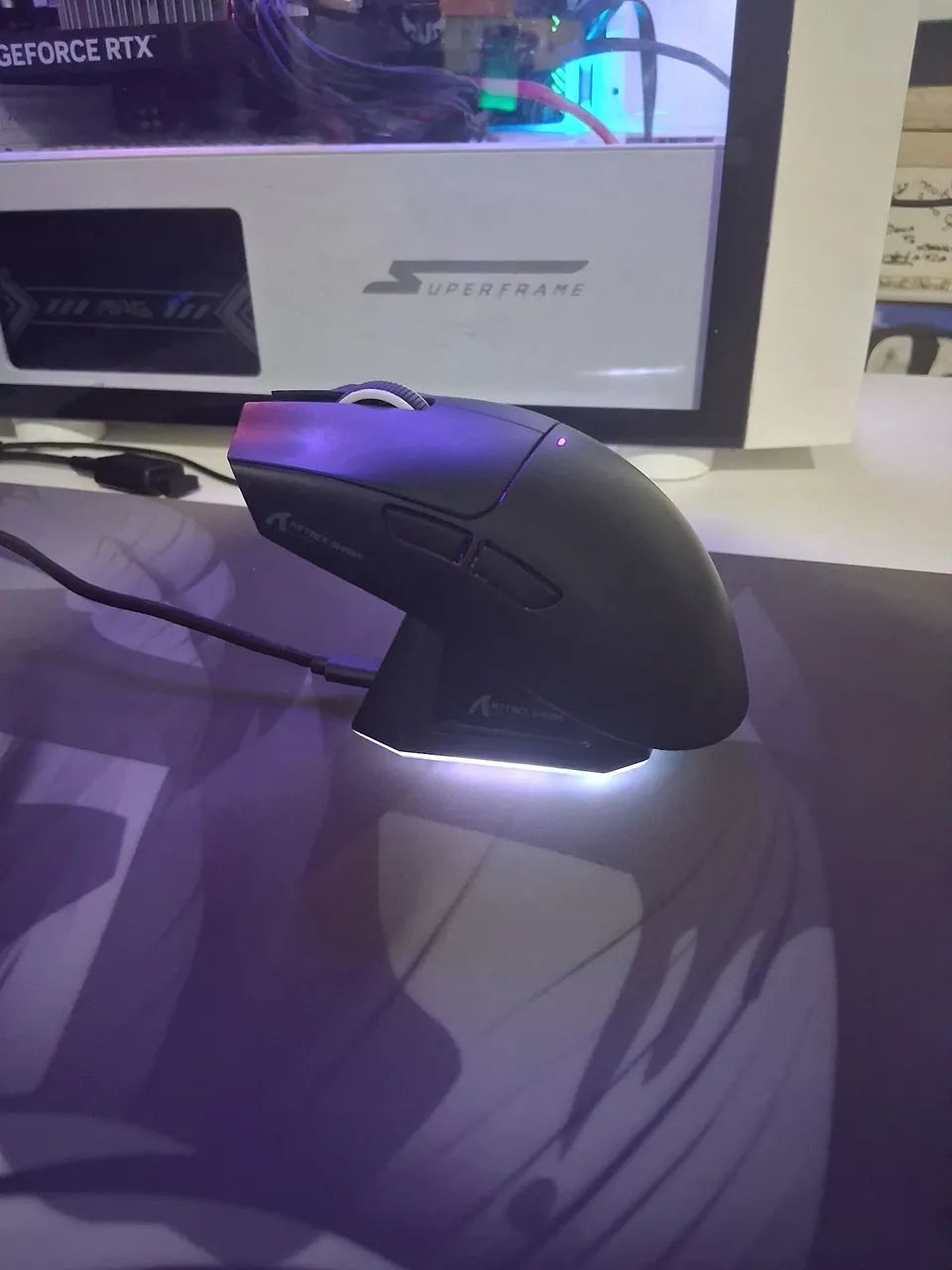 Mouse Gamer attack shark x11 2 meses de uso top - Foto 2