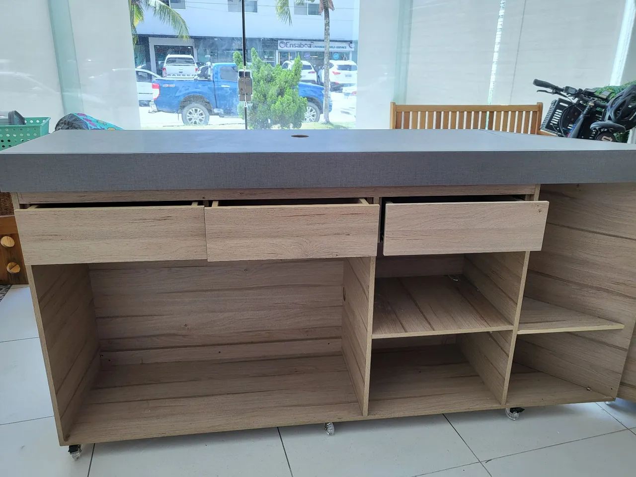 Expositor para complementos e cremes. - Foto 6