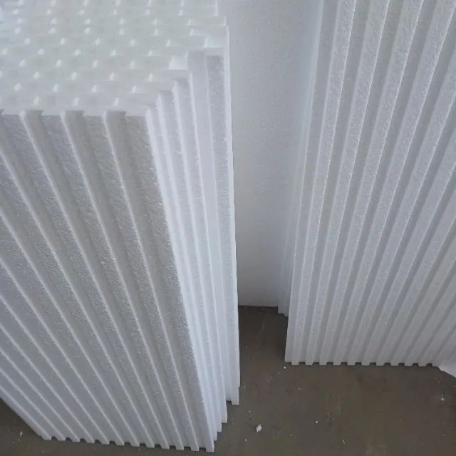 Transforme Suas Paredes com Ripado de Isopor