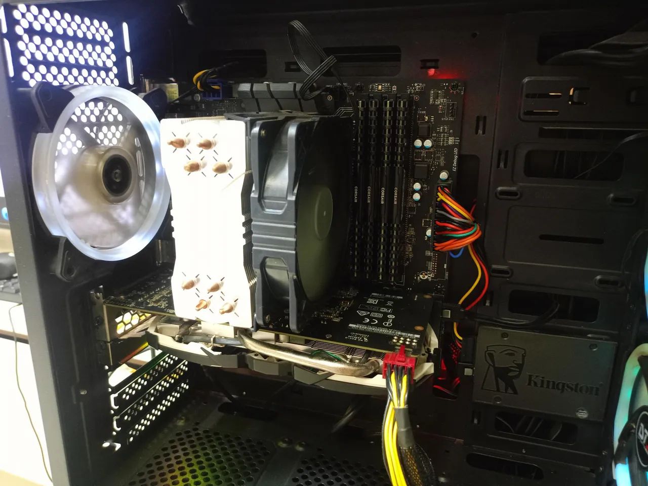 PC Gamer i7 7700, 16gb DDR4 e RX 570 - Computadores e Desktops