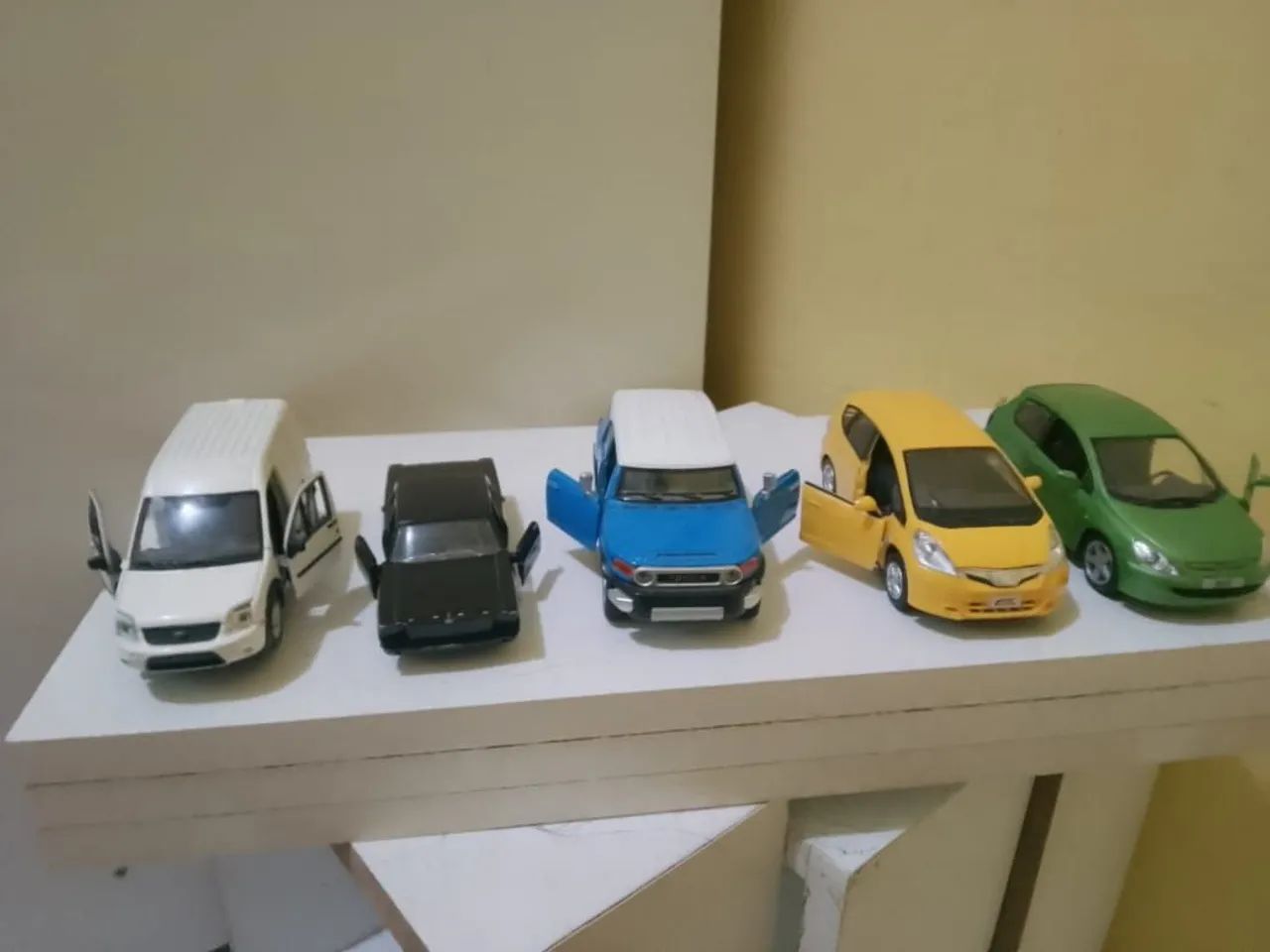 Carros em Miniatura - Coleção Completa