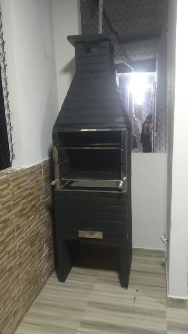 Churrasqueira de alvenaria e pré moldada