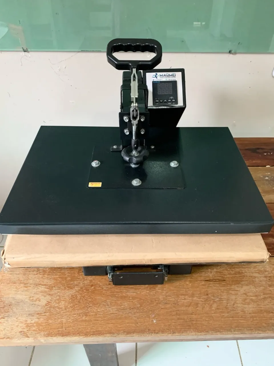 Máquina de Estampar Prensa Térmica MAQMEI