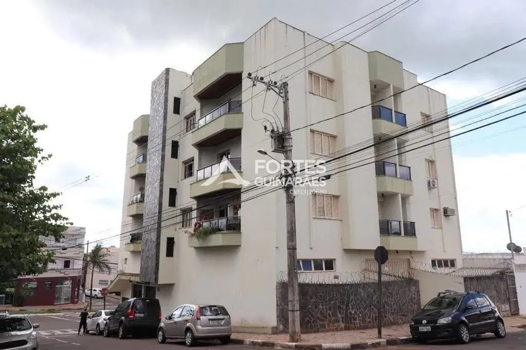 Apartamento 4 dormitórios em Passos - MG