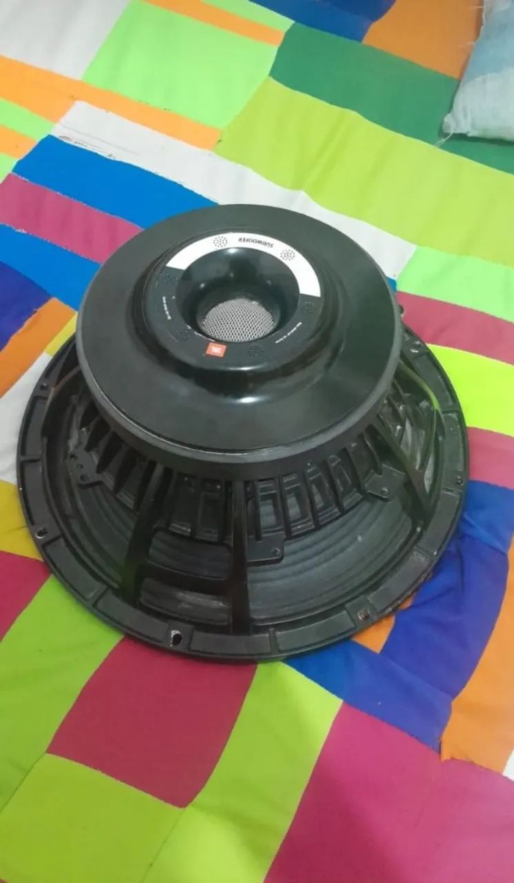 Alto falante tornado 2200 JBL só foi trocado o protetor  - Foto 2
