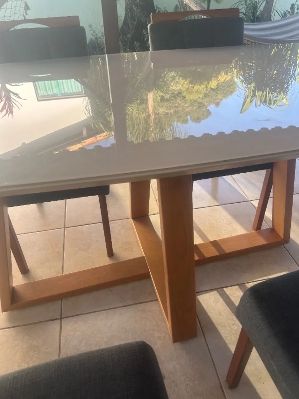 Dining Table 64276680353794121