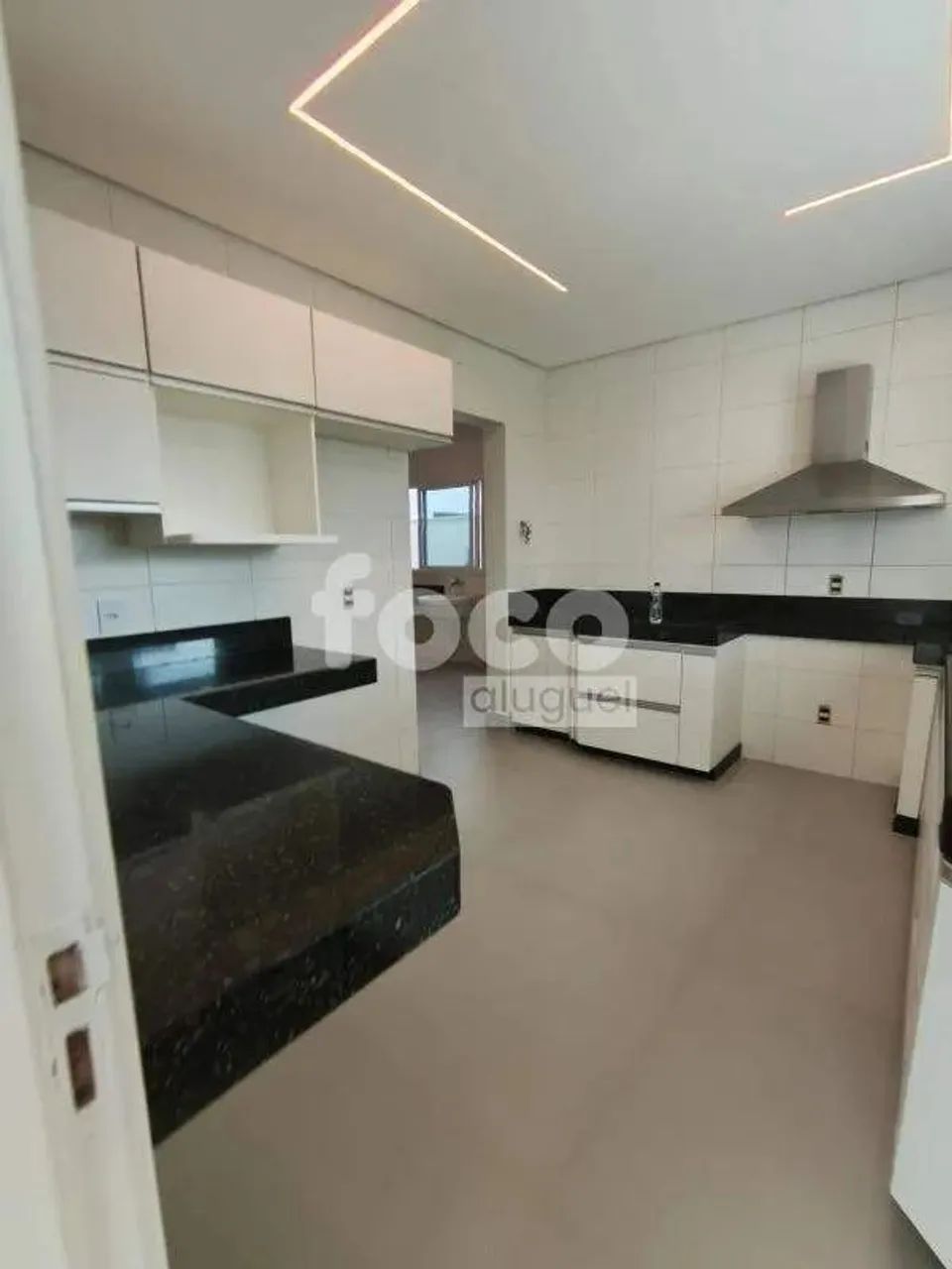 Casa em condomínio na Zona Sul com 380m² - Foto 4