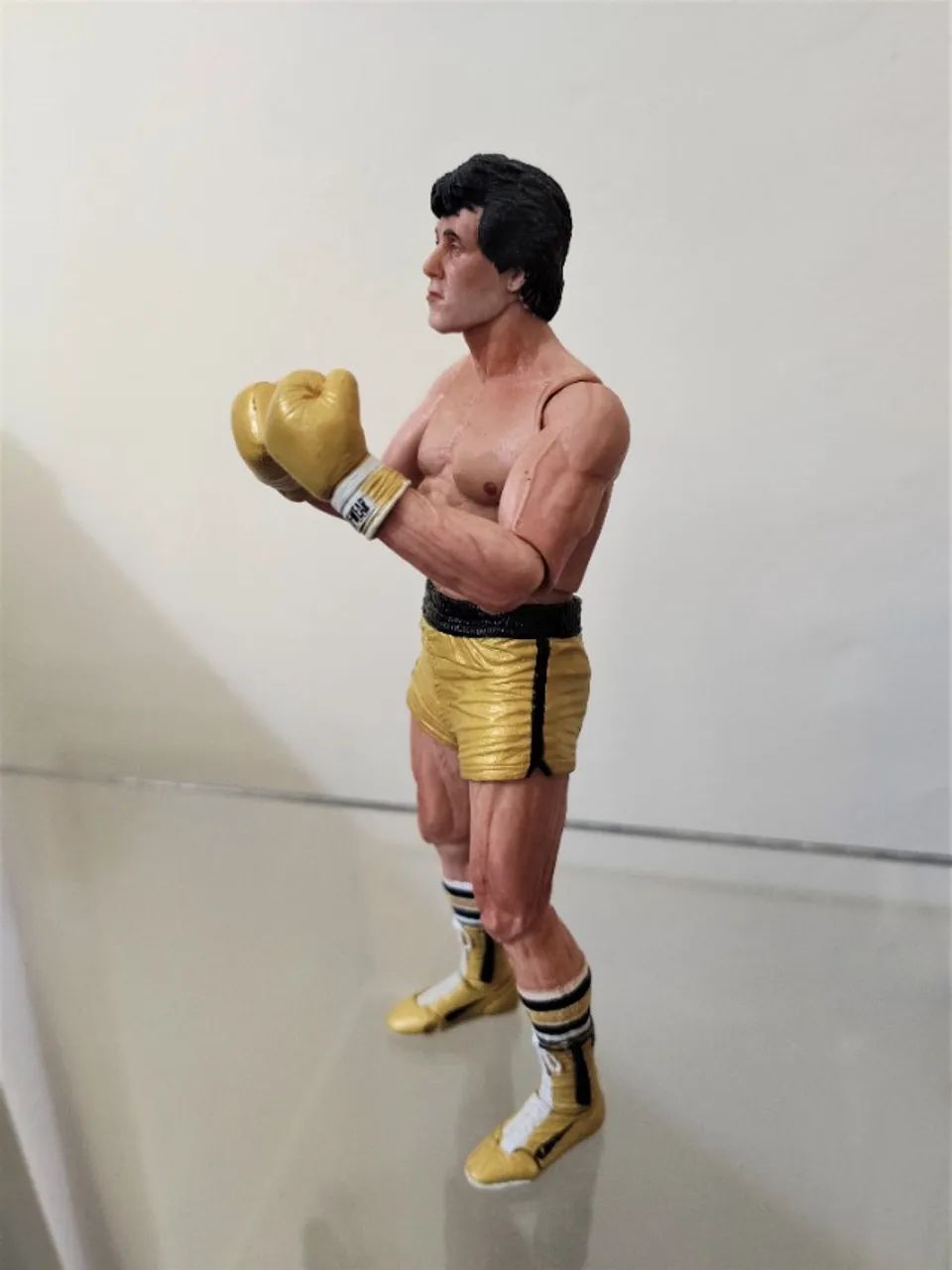 Action Figure Rocky Balboa Rocky 3 Articulado - Neca - Foto 2