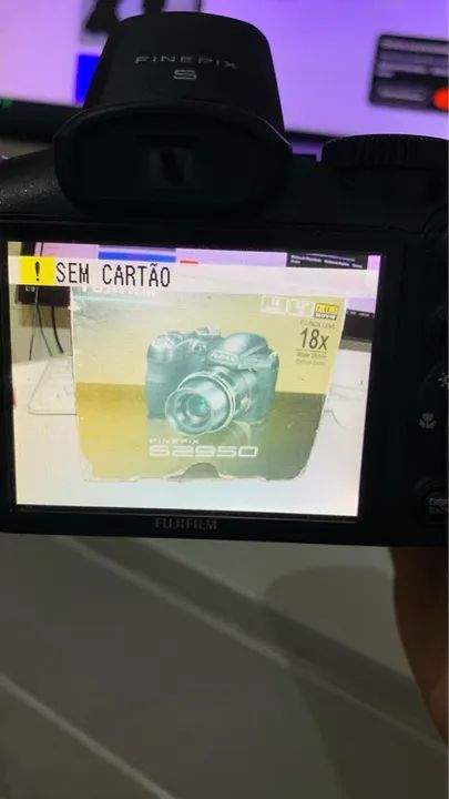 Câmera Fujifilm FinePix S2950 - Foto 4