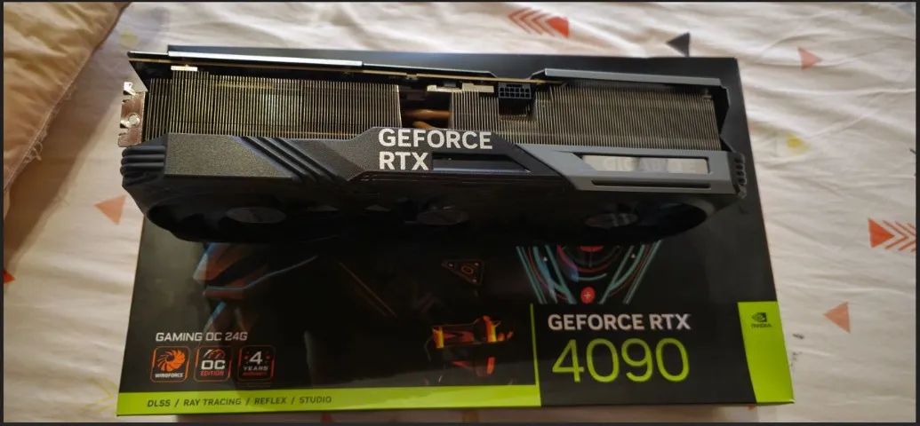 Gigabyte Geforce Rtx 4090 Gaming Oc 24g, 3 Fans - Foto 2