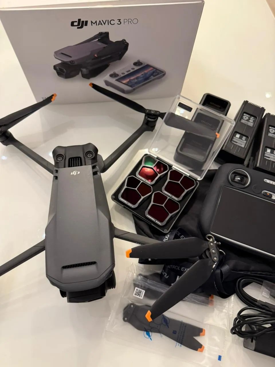 Mavic 3 Pro Combo - Foto 2