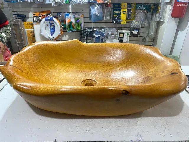 CUBA RUSTICA DE MADEIRA JAQUEIRA