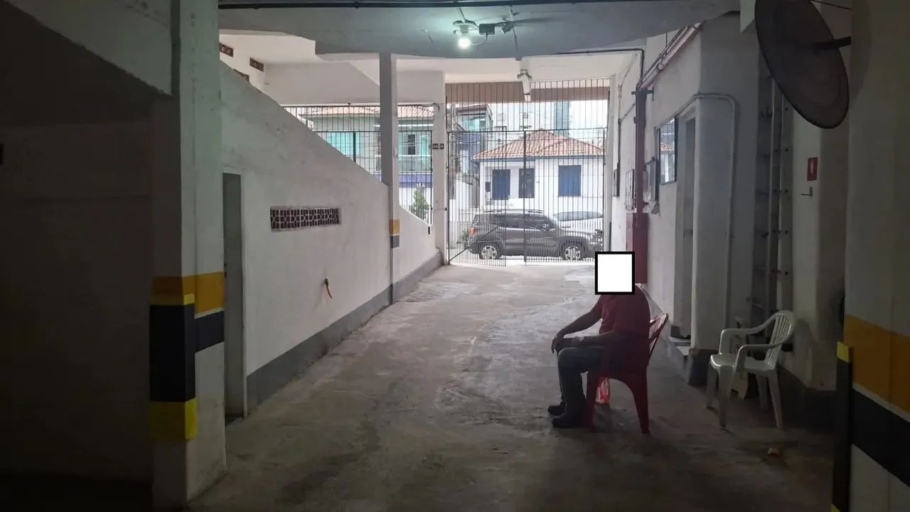 VENDO BOX DE GARAGEM EM SANTOS - EMBARÉ - ANDAR TÉRREO - A 1 QUADRA DA PRAIA - Foto 2