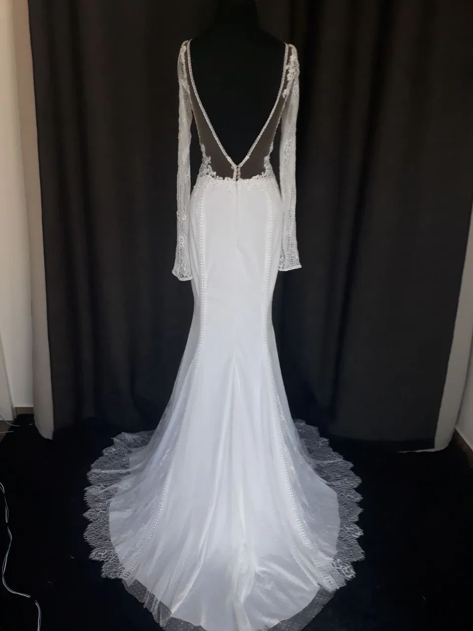 Vestido de Noiva com Renda e Manga Longa - Foto 4