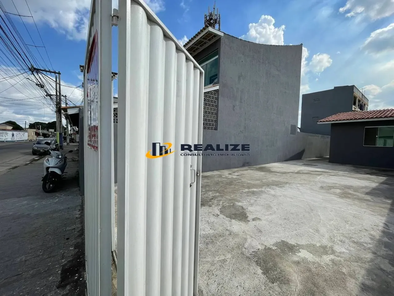 Imperdível 02 Qts Nascente Estuda Propsotas Ligue Amplo Quintal Jockey Magnífica Casa Line