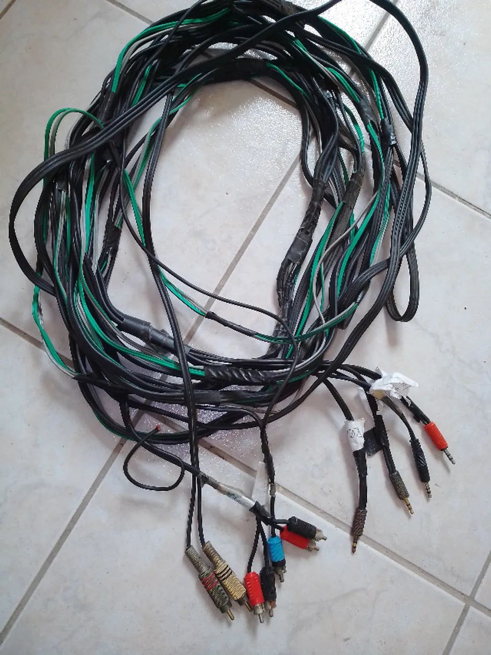 Cabo de Audio 7.1 - P2 para RCA - Foto 2