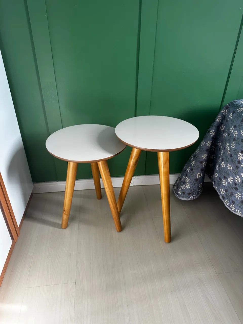 Conjunto de 2 Mesas Laterais de Madeira com Tampo Off-white - Foto 3