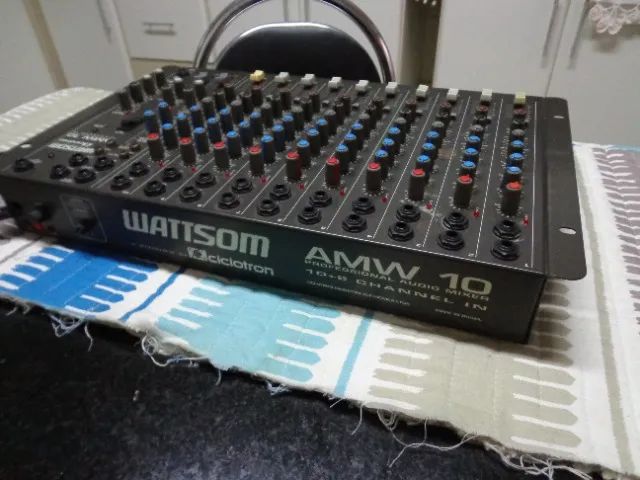 Mesa de Som Watson AMW-10 -  de 10 Canais Otimo Estado - Foto 3