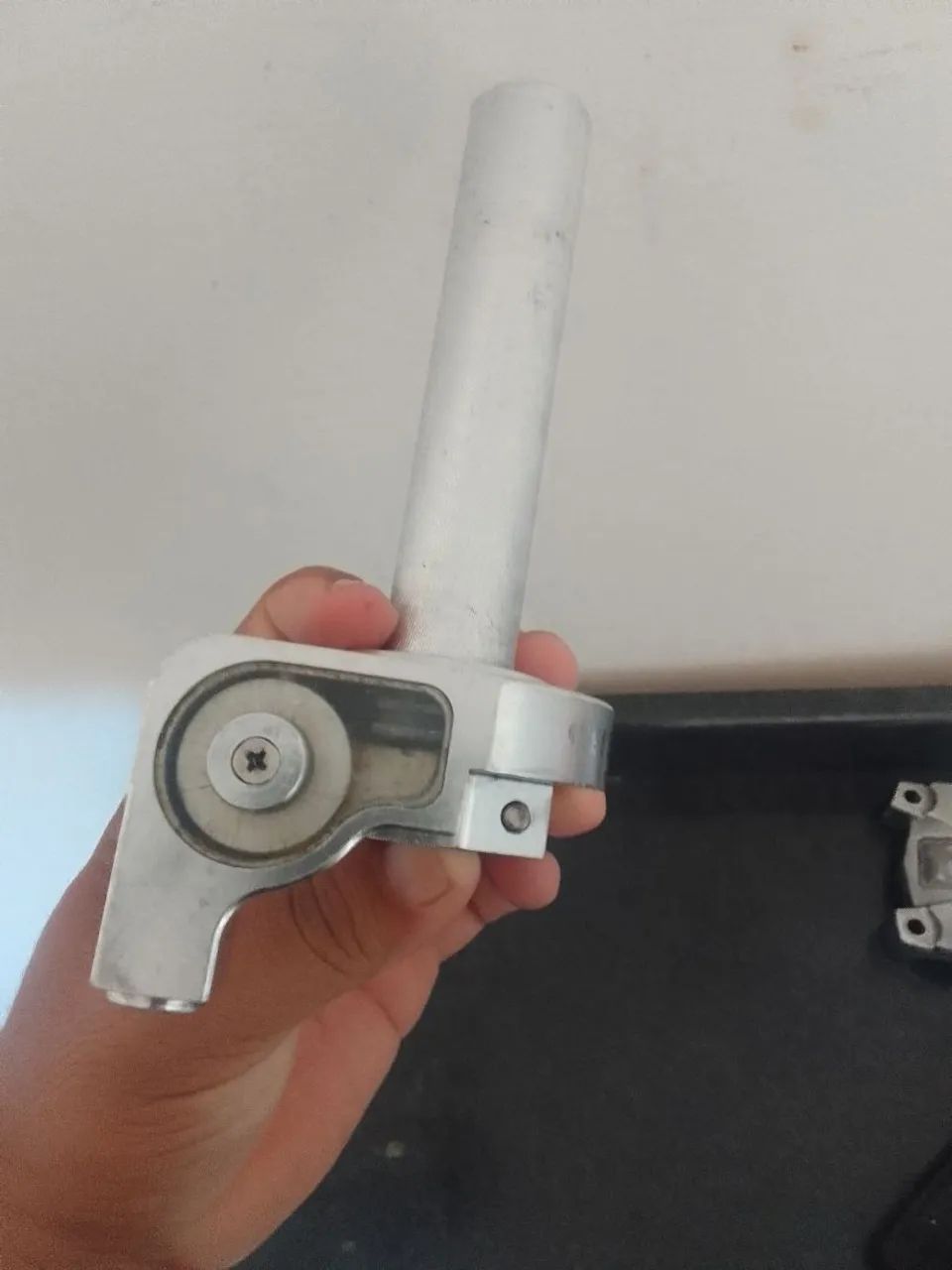 Manopla de Moto - Prata 80 reais para leva hoje 