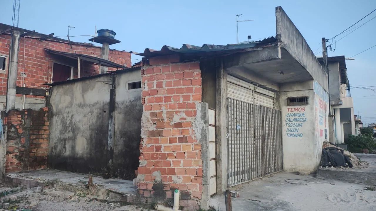 Foto - Dias D'Ávila - 
