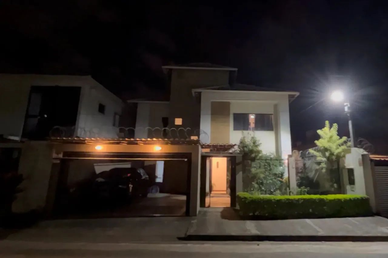 Casa para venda possui 350 metros quadrados com 3 quartos - Foto 2