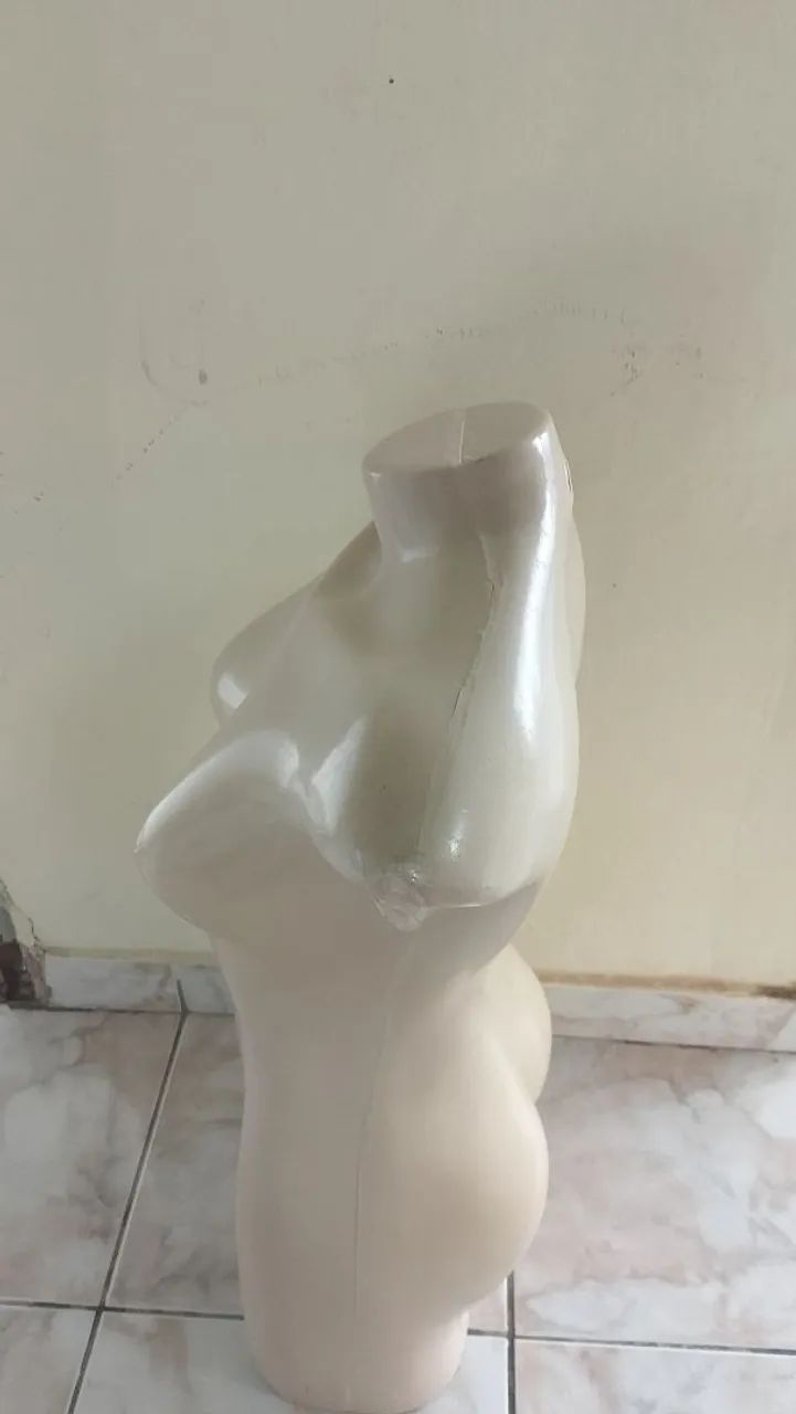 Manequim feminino estado de novo - Foto 4