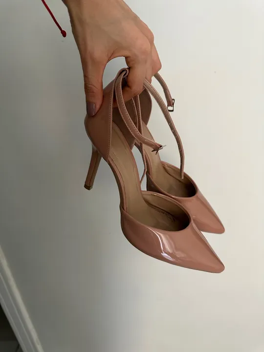 Sapato nude
