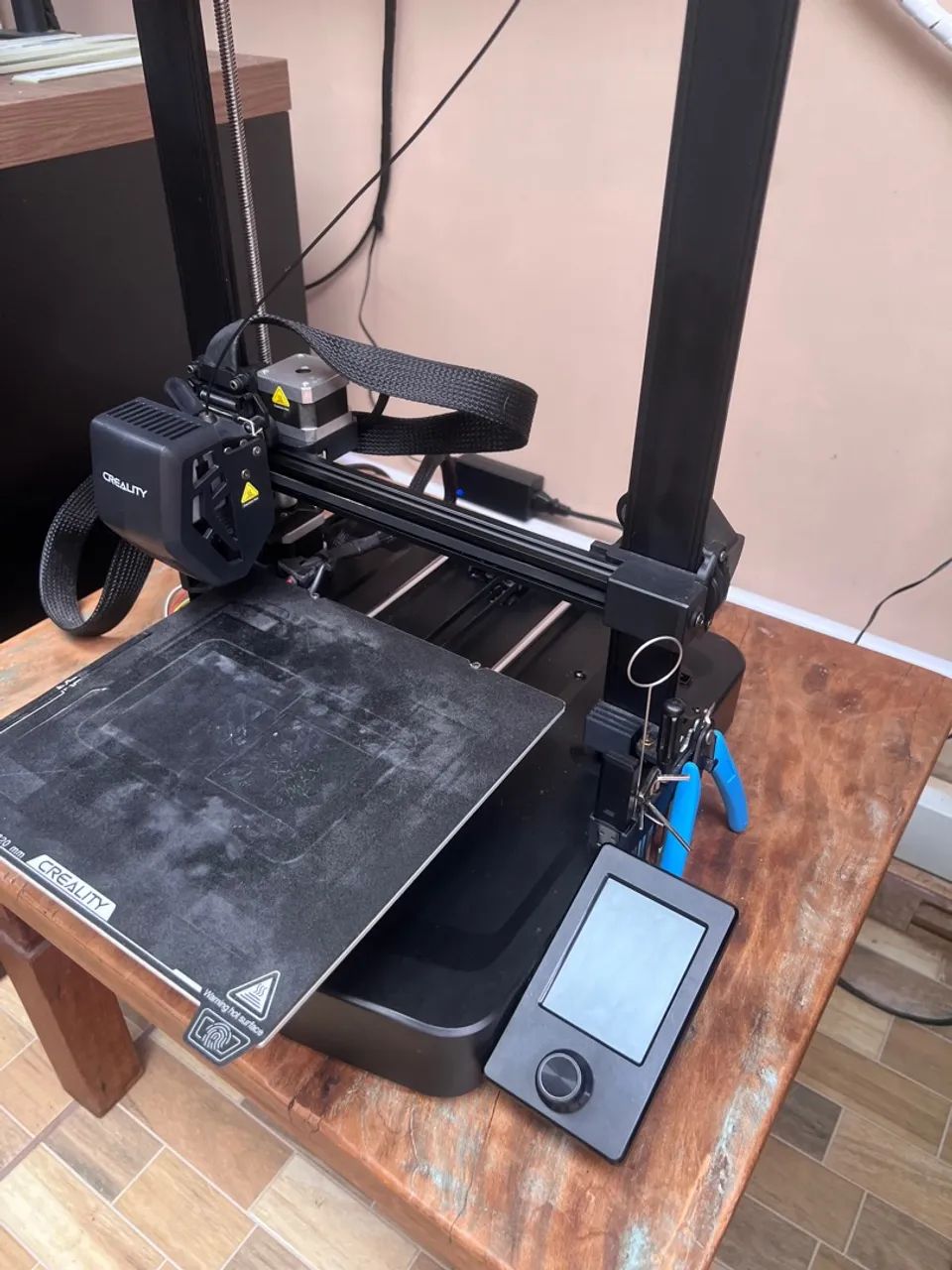 Ender 3 V3 SE - Impressora 3D Usada com 1 Filamento de Brinde! - Foto 2
