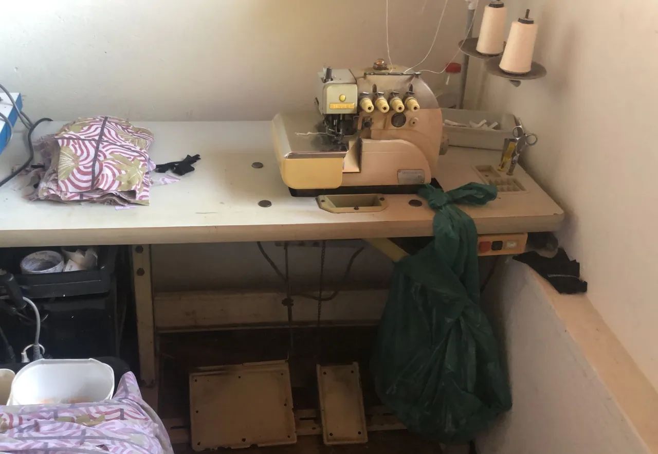 Máquina de Costura Overlock Industrial Singer - Foto 3