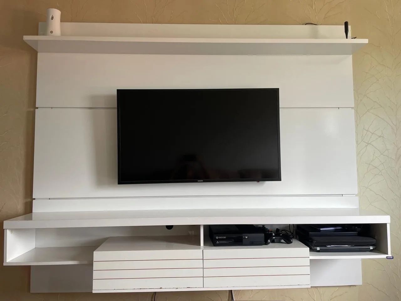 Painel rack para sala 