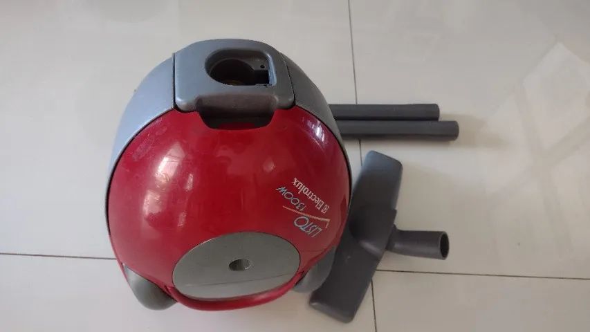 Aspirador Electrolux Listo 1300w - Foto 2