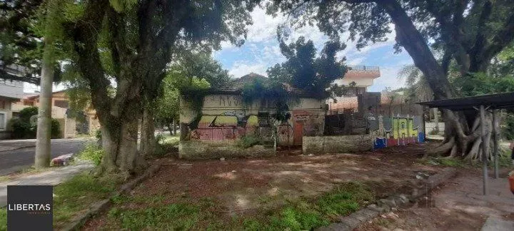 Terreno para venda, 968m², Pedra Redonda