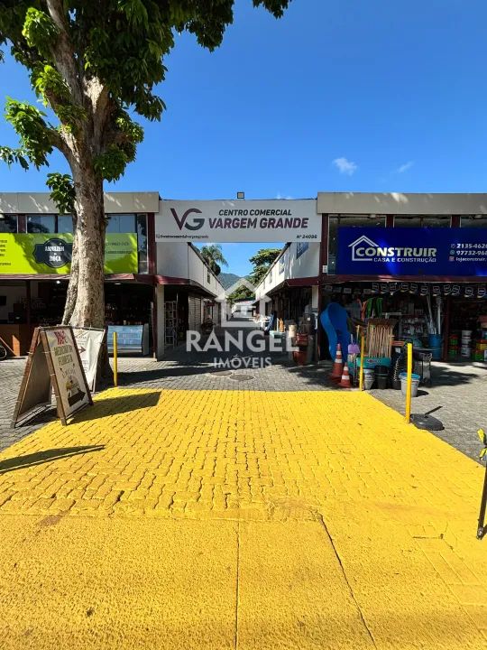 Otima loja comercial no centro de Vargem Grande/RJ