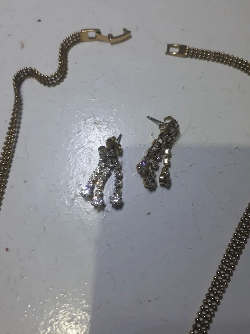 Conjunto de colar,pulseira e brincos com strass - Foto 4